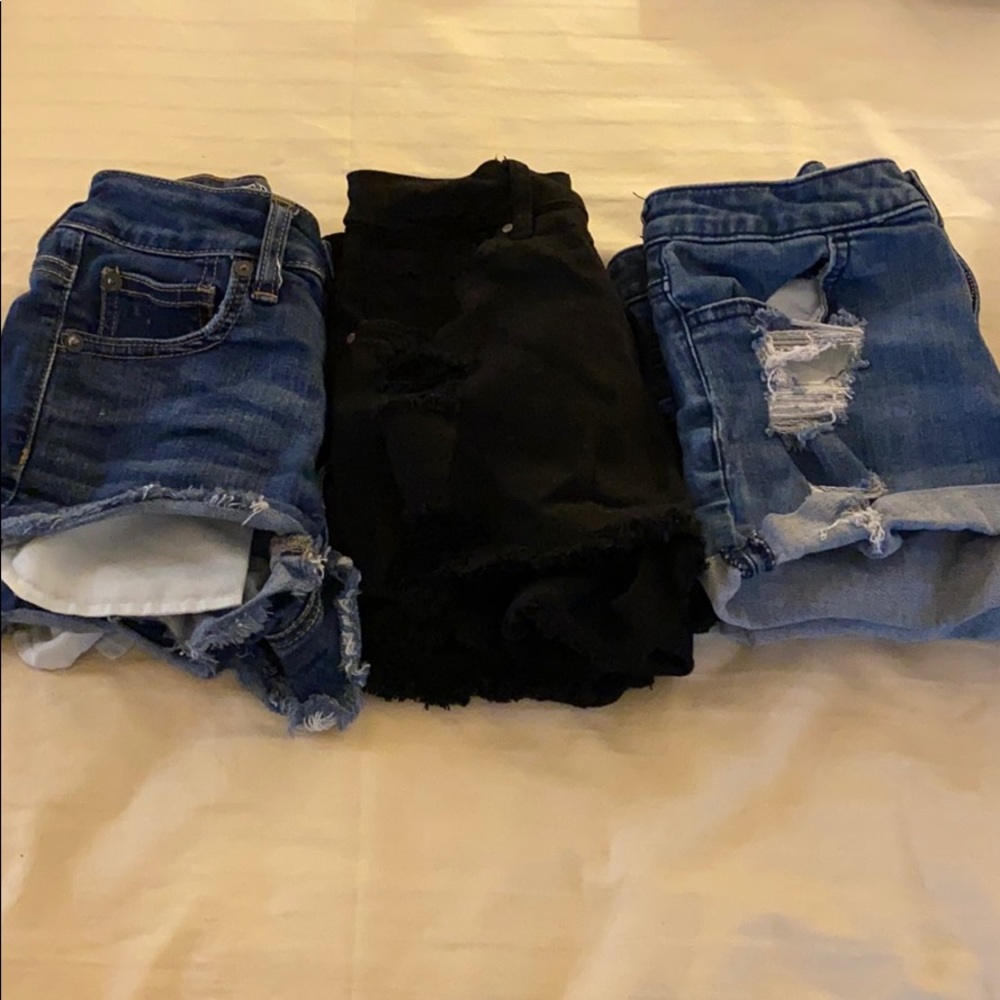 3 shorts Pacsun & American Eagle